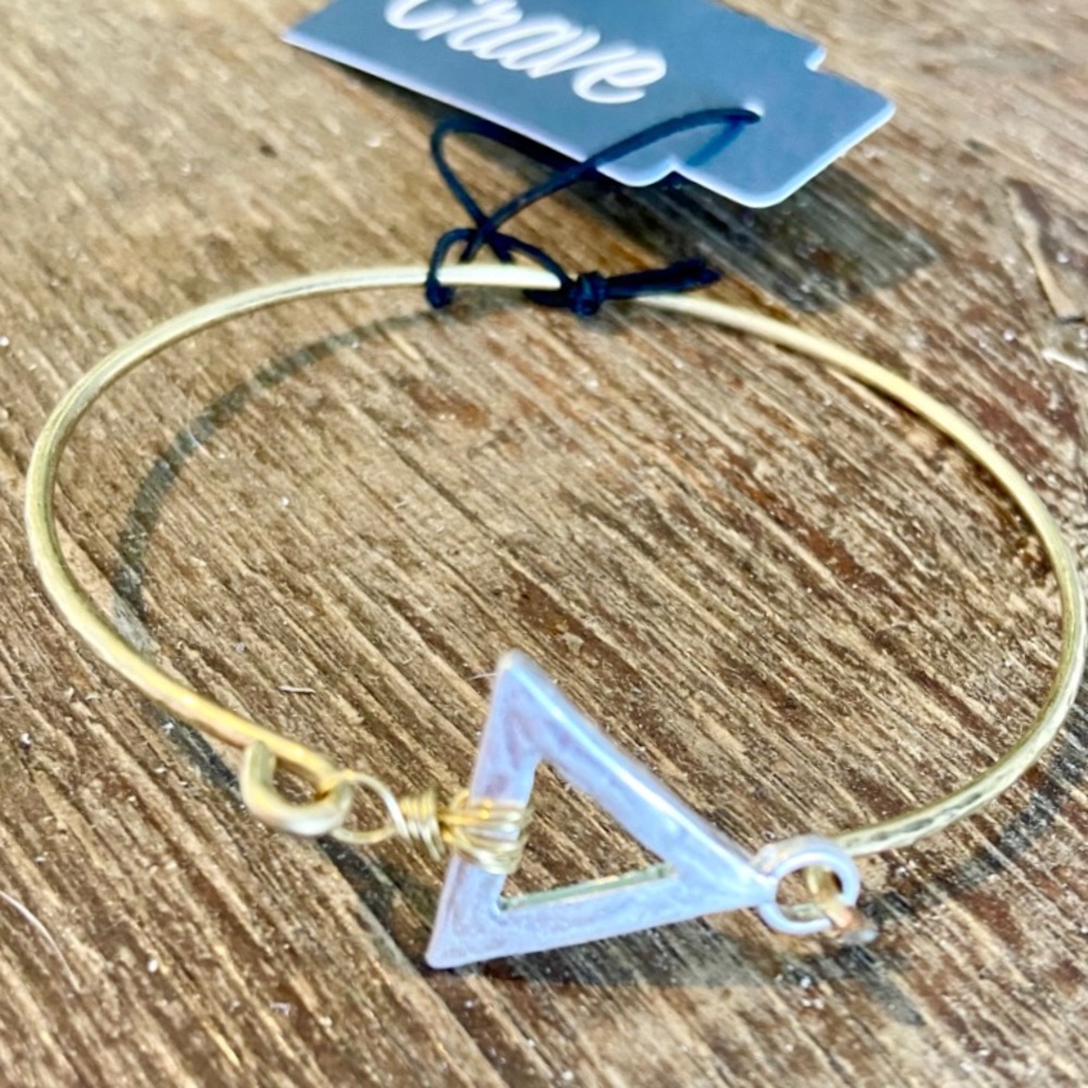 Gold Wire Wrapped Triangle Pendant Bracelet